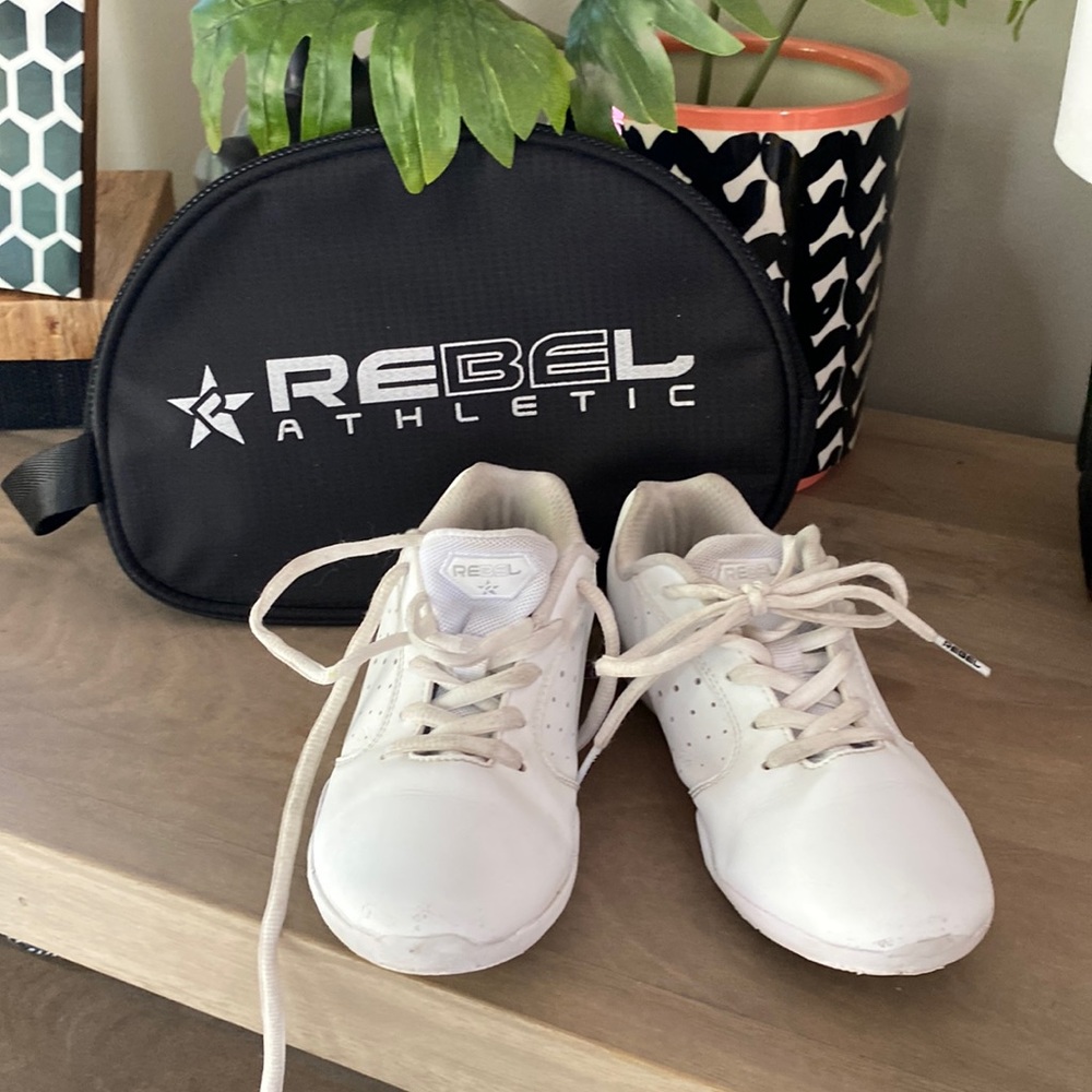 REBEL Little girl Cheer Shoes w/ athletic shoe tote